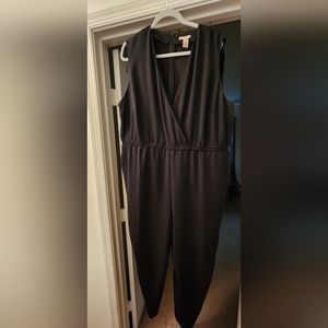 Sleeveless H&M black jumpsuit